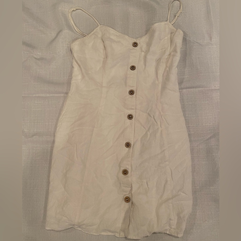 White garage dress
